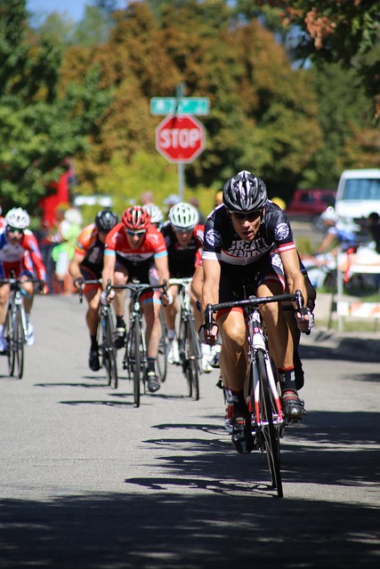 和策略更是 和策略更是